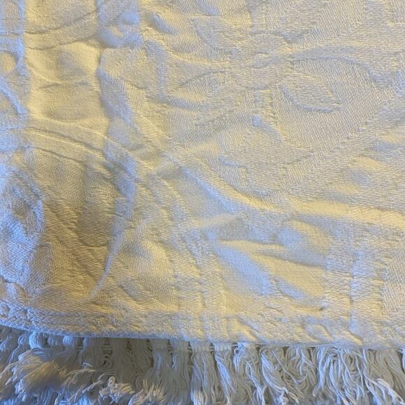 Unbranded Other - Vintage King Size 90x97” Bed Cover Blanket Cotton White Fridge USA Artsy Weave